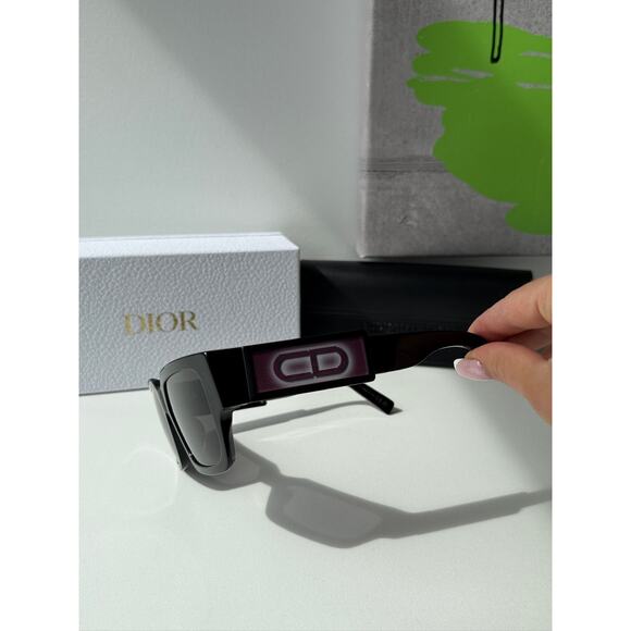 NEW Dior CD SU Sunglasses in Black Holographic Pink Logo main image 5